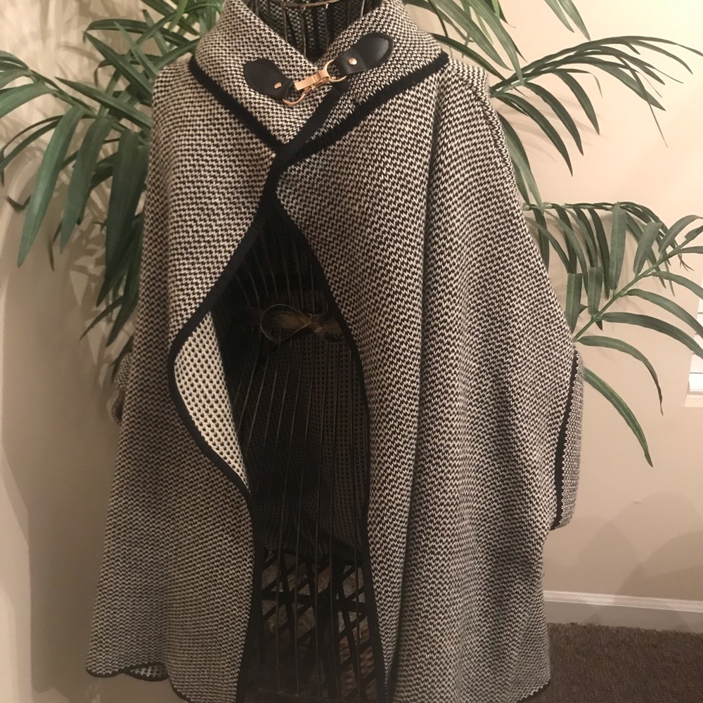 New with out tag sweater Shaw.